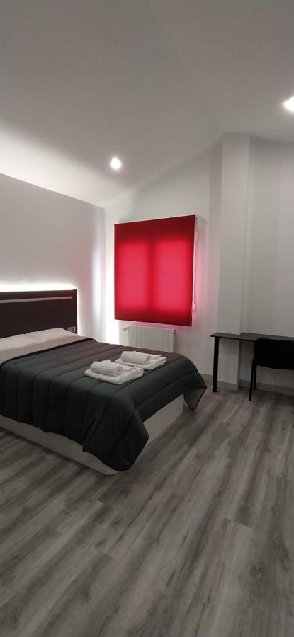 Hotel Alojamientos Aviche 6 サンタンデール エクステリア 写真