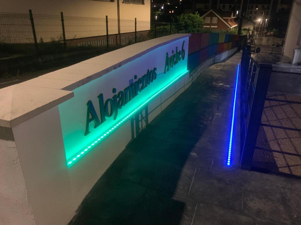 Hotel Alojamientos Aviche 6 サンタンデール エクステリア 写真
